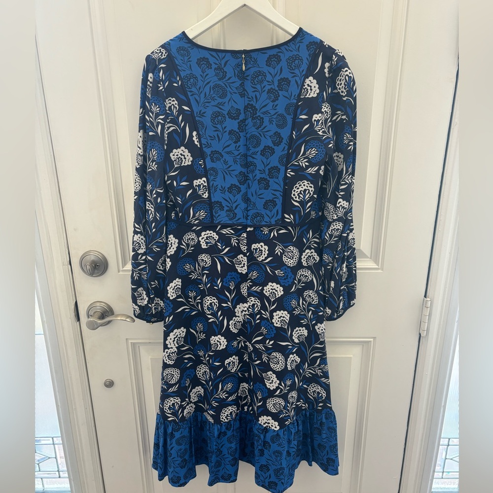 Draper James Silk Mixed Print V-Neck Midi Dress 8 - Picture 5 of 9
